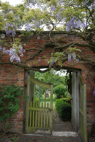 Flintham Hall Gardens